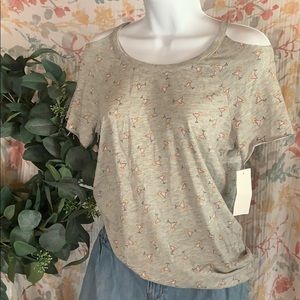 Women’s size small top